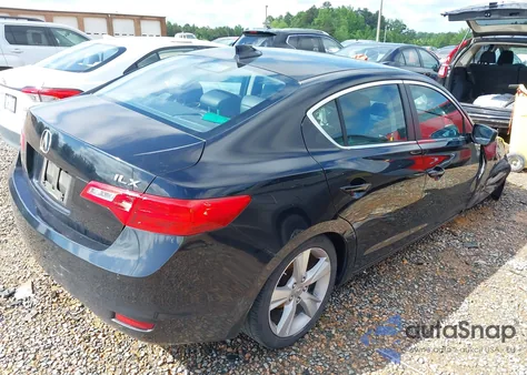 2015 Acura Ilx 2.0L из США, поврежденный, VIN 19VDE1F38FE000962
